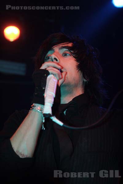 LOSTPROPHETS - 2006-12-12 - PARIS - Trabendo - 